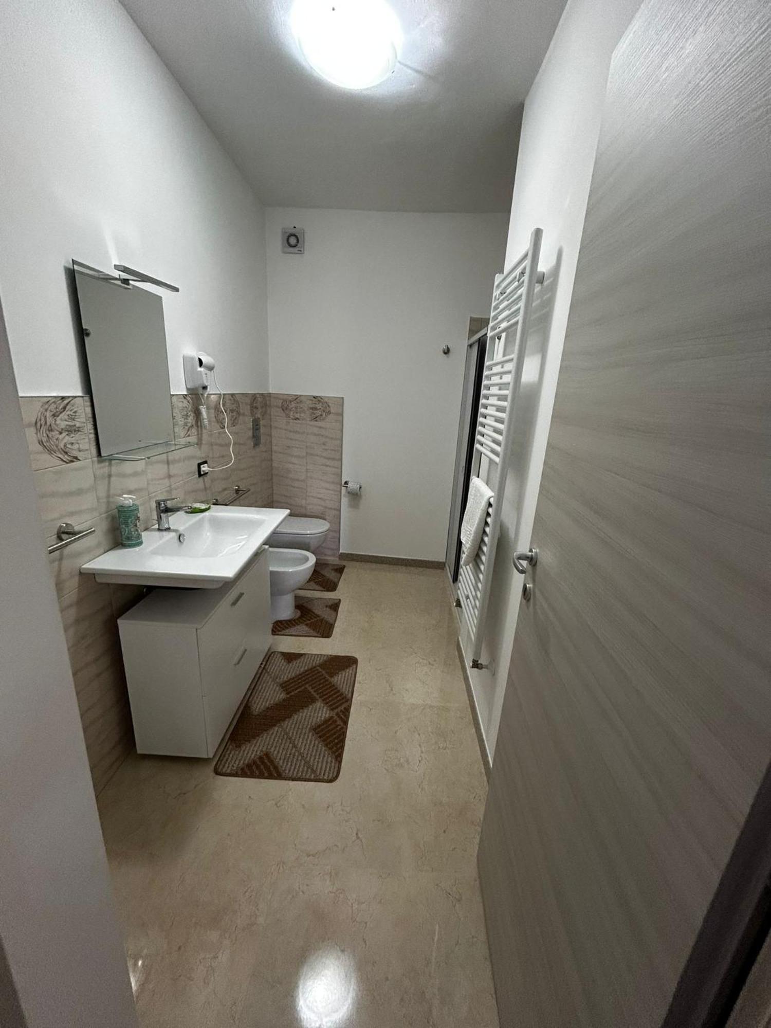La Spiga Hotel Ганджи Екстериор снимка